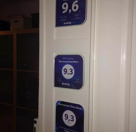 Aamiaismajoitus (B&B) Bienvenue Chez Nous