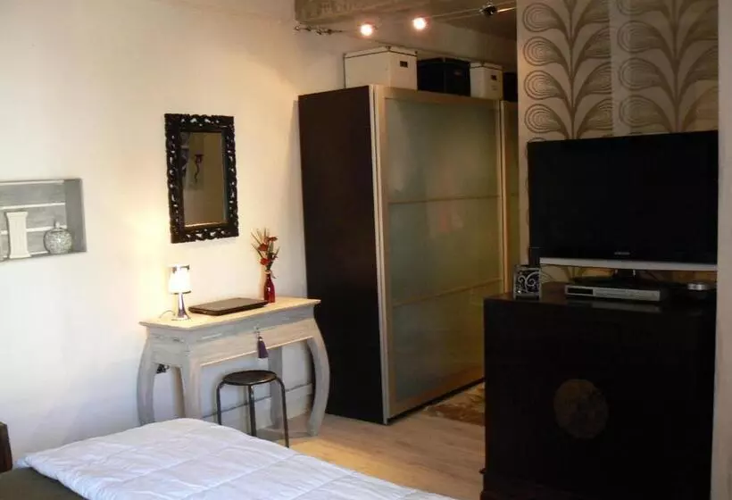 Aamiaismajoitus (B&B) Bienvenue Chez Nous