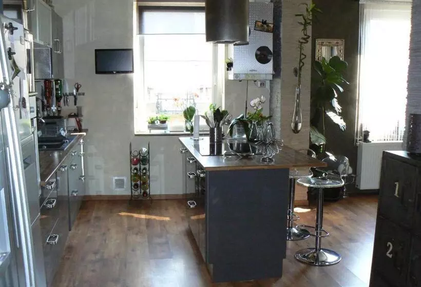 Aamiaismajoitus (B&B) Bienvenue Chez Nous