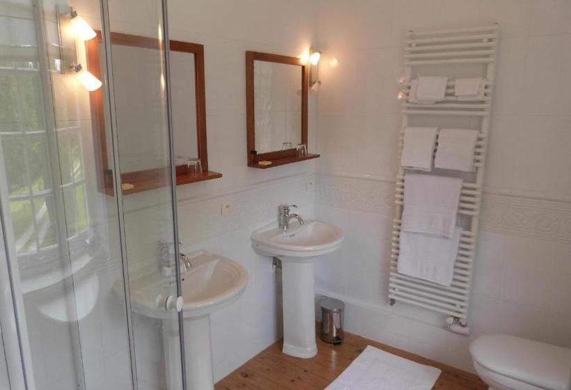 Bed and Breakfast Bruce Castle