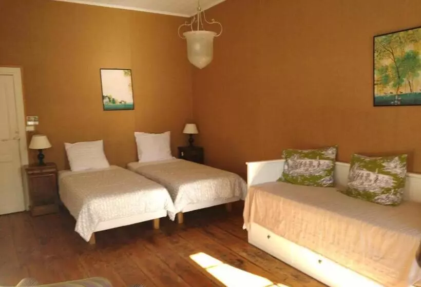 ベッドアンドブレックファースト Chambre D'hôtes Le Moulin De Moulis