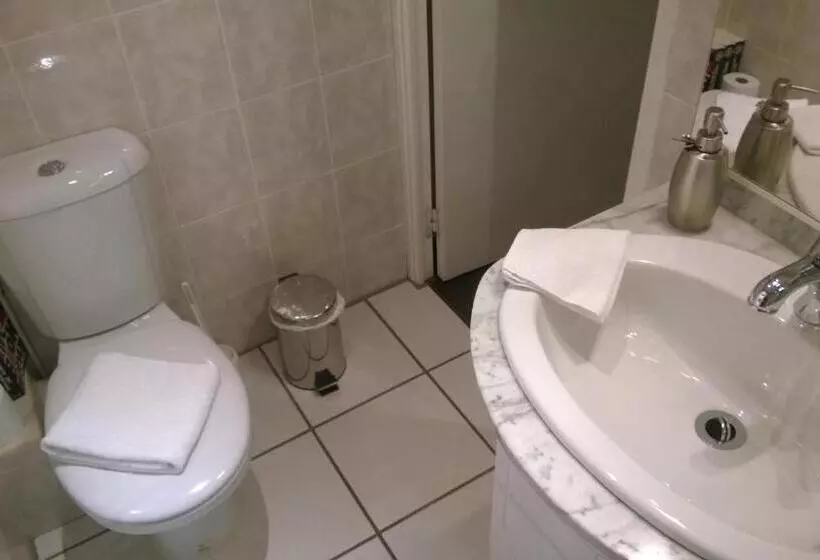 Aamiaismajoitus (B&B) Chambres D Hotes Les Chiens Verts, Jardin, Terrasse, Parking Privé