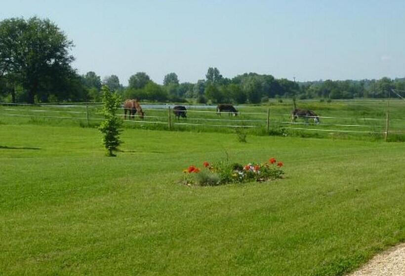 مبيت وإفطار Chambres D'hôtes De La Junchère