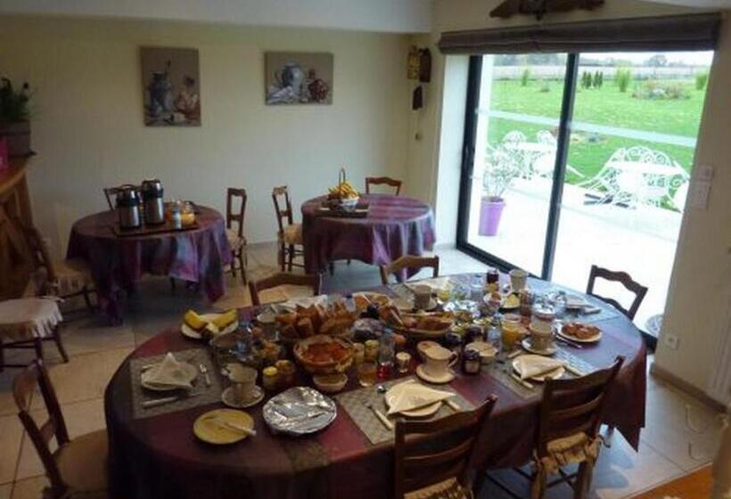 مبيت وإفطار Chambres D'hôtes De La Junchère