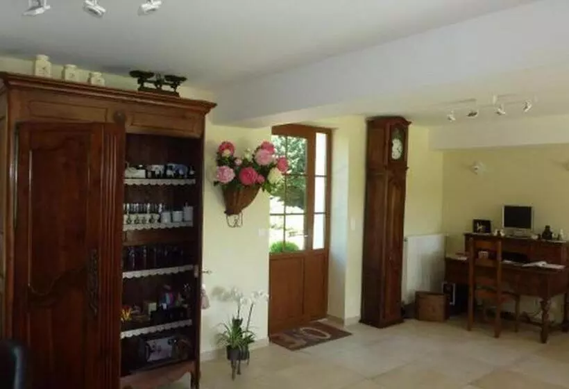 Aamiaismajoitus (B&B) Chambres D'hôtes De La Junchère
