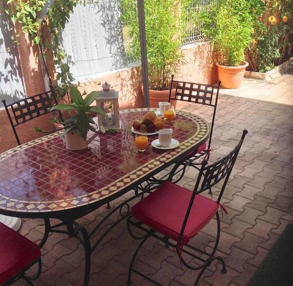 צימר Chambres D'hôtes Les Noisetiers