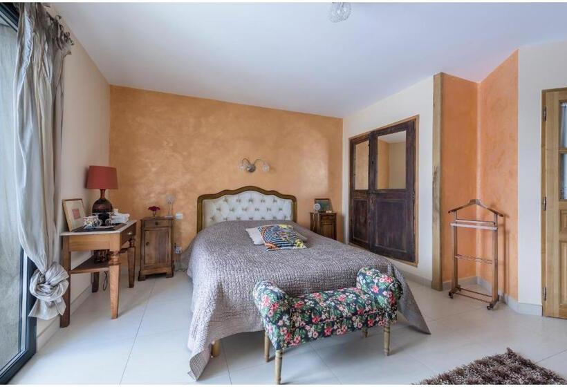 צימר Château Serigues