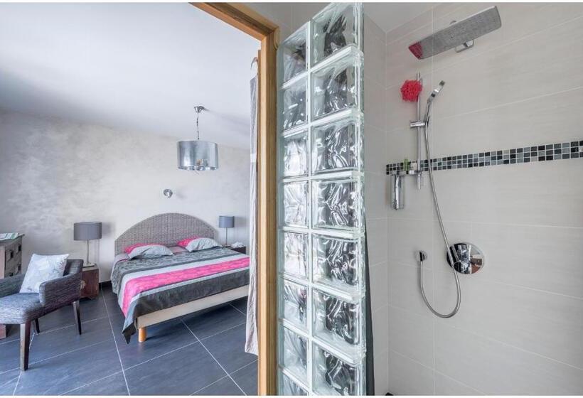 צימר Château Serigues