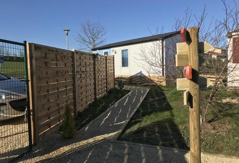 Bed & Breakfast Cosystudio Site Du Futuroscope