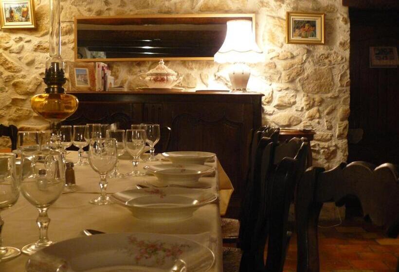 مبيت وإفطار La Bastide Des Pins