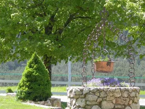 Aamiaismajoitus (B&B) La Bastide Des Pins