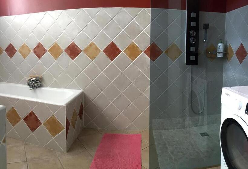 住宿加早餐 La Cigaline