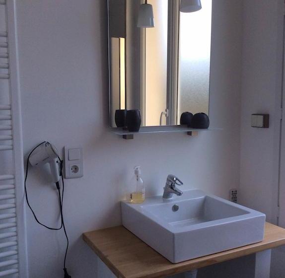 Aamiaismajoitus (B&B) La Cour 26