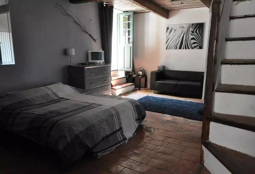 Aamiaismajoitus (B&B) La Demeure