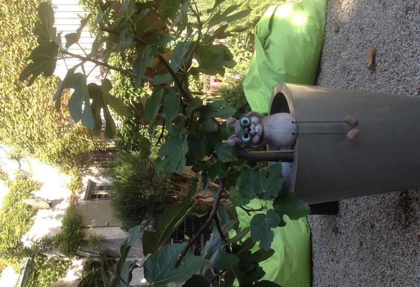 Bed and Breakfast La Demeure