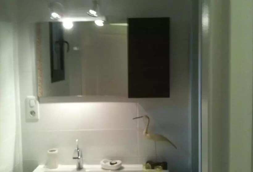 تختخواب و صبحانه La Villa Antalya