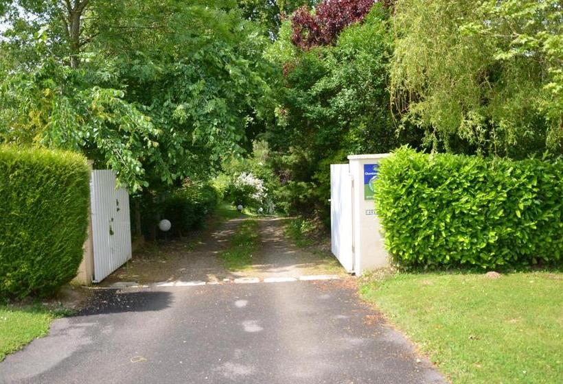 تختخواب و صبحانه La Villa Antalya