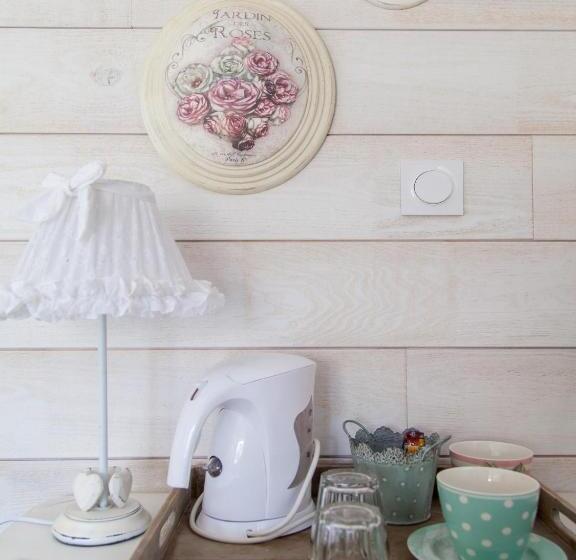 مبيت وإفطار Les Chambres De La Forge Des Collines