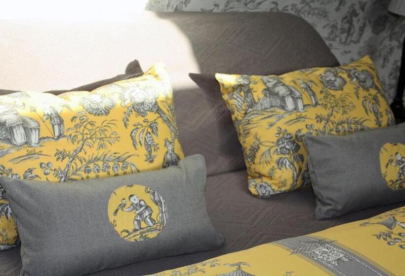 مبيت وإفطار Logis Les Remparts