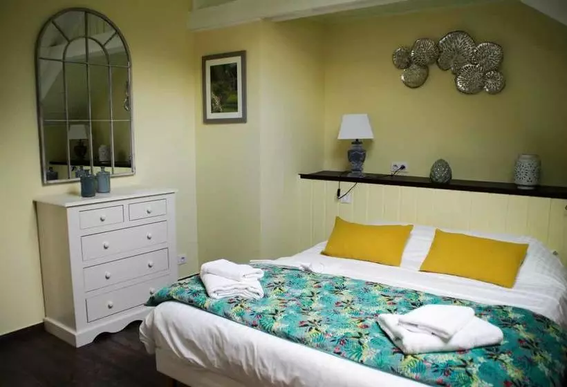 Aux Bories De Marquay, Chambres D Hôtes B&b Avec Piscine Et Spa Près De Sarlat