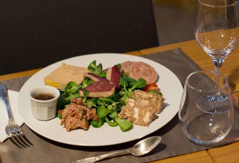 Aux Bories De Marquay, Chambres D Hôtes B&b Avec Piscine Et Spa Près De Sarlat