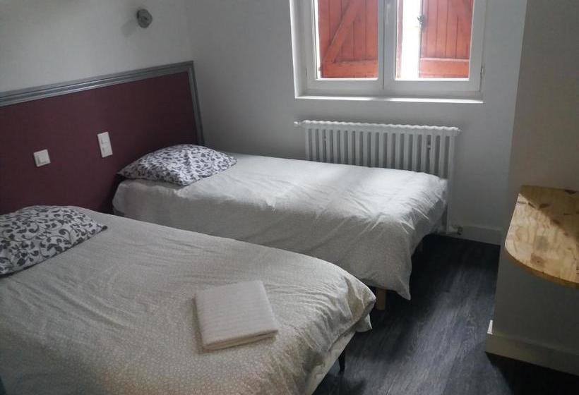 בית מלון כפרי Cabareté