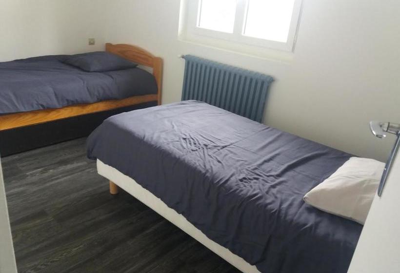 בית מלון כפרי Cabareté