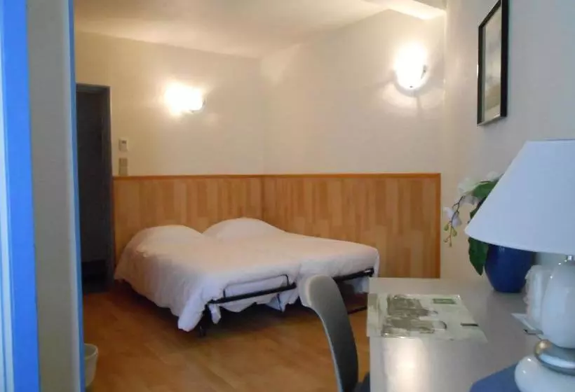호텔 Hôtel La Bérangère