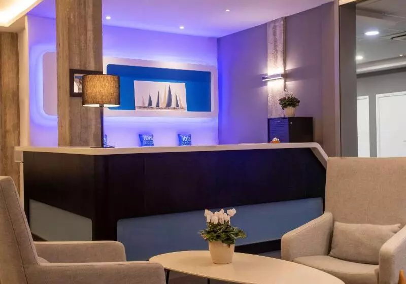 ホテル Ibis Budget Ajaccio