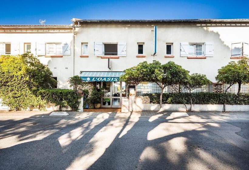 هتل Oasis