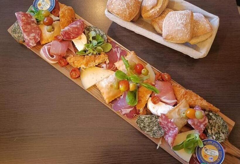 Отель Plein Soleil