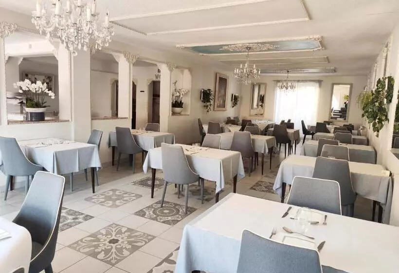 ホテル Restaurant Le Commerce