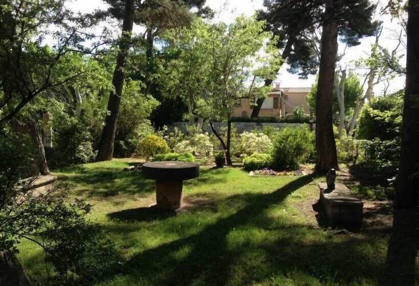 B&b Villa Roumanille