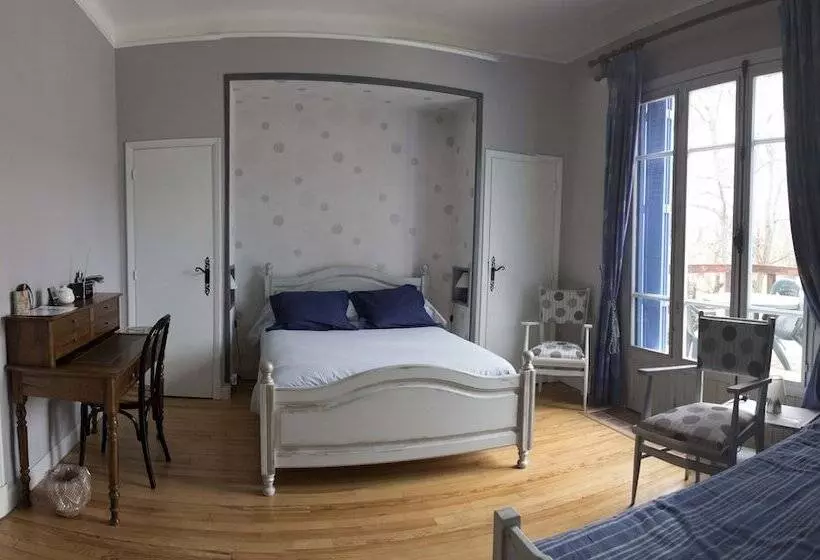 Aamiaismajoitus (B&B) Chambres D Hôtes La Maison Blanche