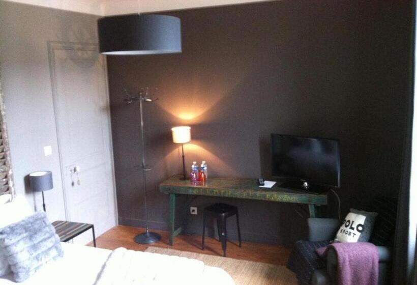 تختخواب و صبحانه Chambres D Hôtes La Maison