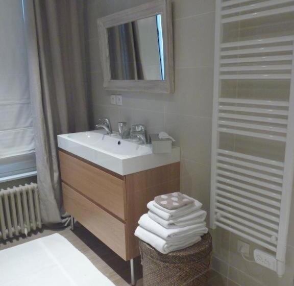 تختخواب و صبحانه Chambres D Hôtes La Maison