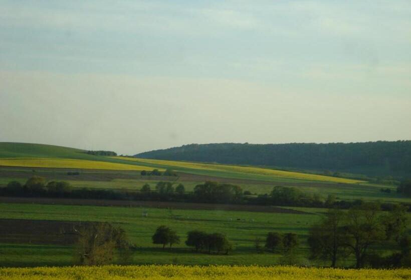 ベッドアンドブレックファースト Chambres D'hôtes Notre Paradis