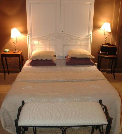 צימר Domaine De La Queyssie