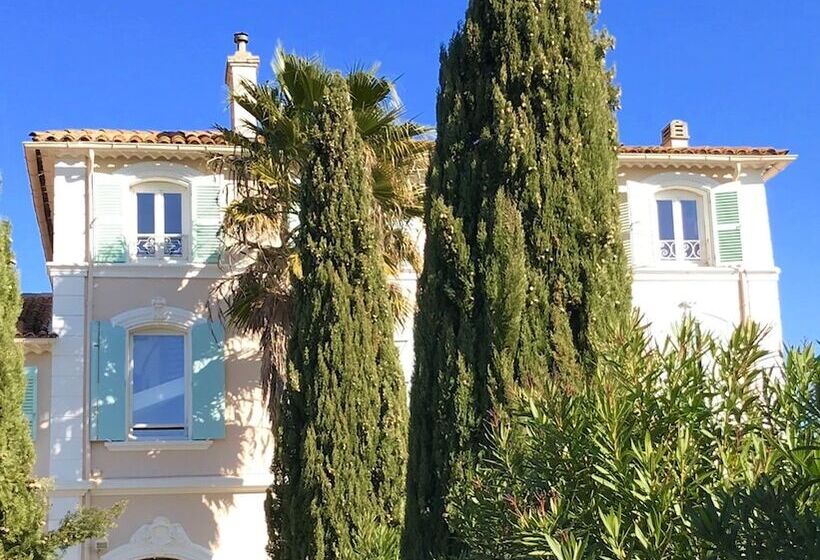 Bed and Breakfast Domaine De L'aufrene