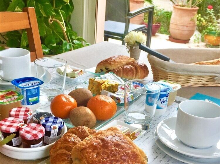 Bed and Breakfast Domaine De L'aufrene