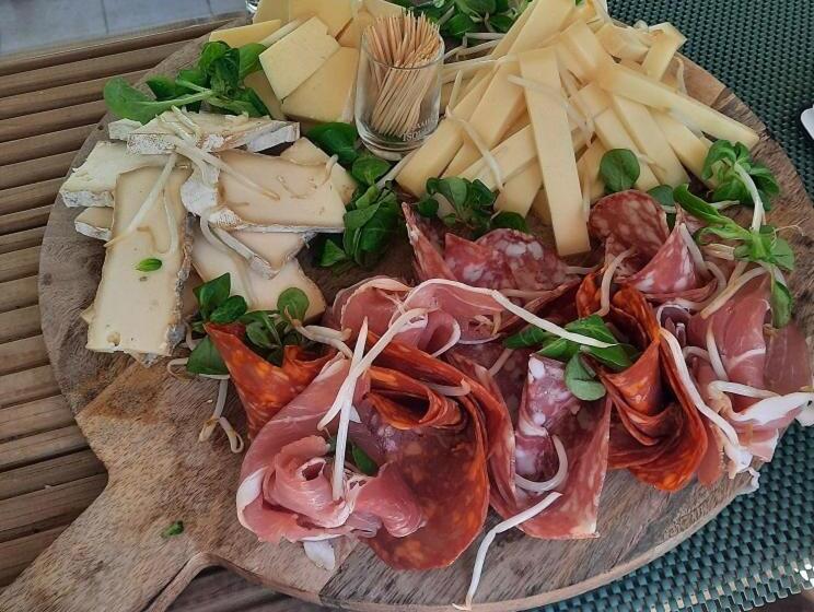 צימר Domaine La Sauzette