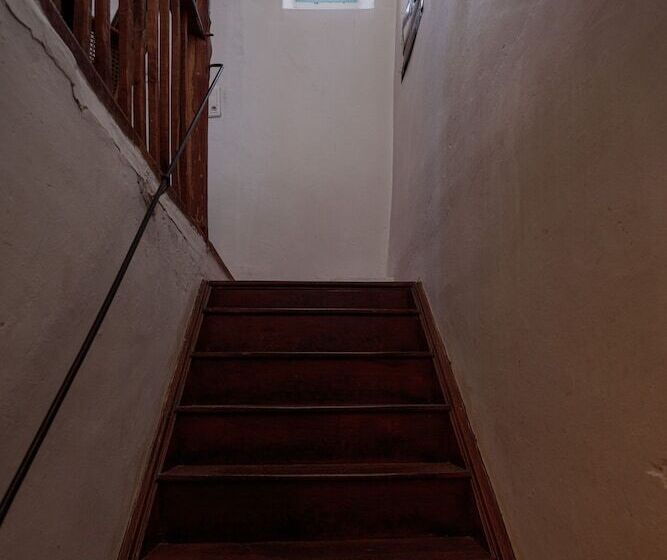 Bed and Breakfast La Vieille Maison Chambre Et Halte Gourmande