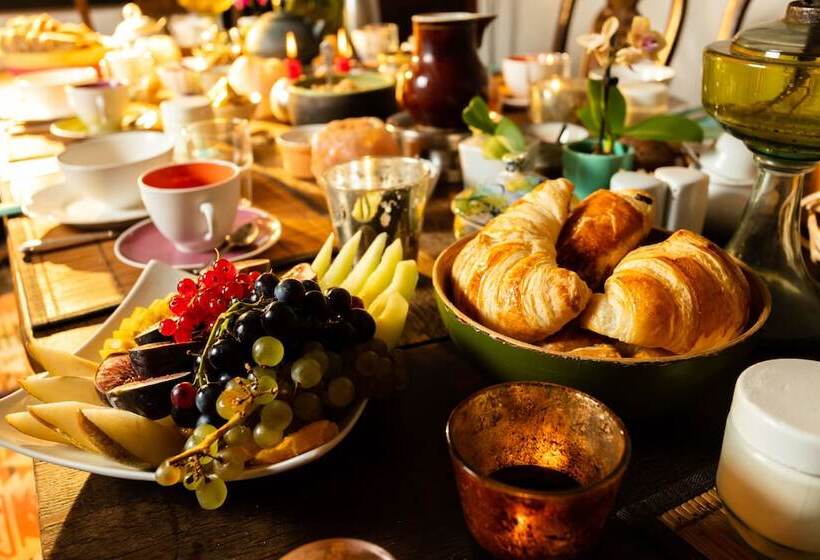 Bed and Breakfast La Vieille Maison Chambre Et Halte Gourmande