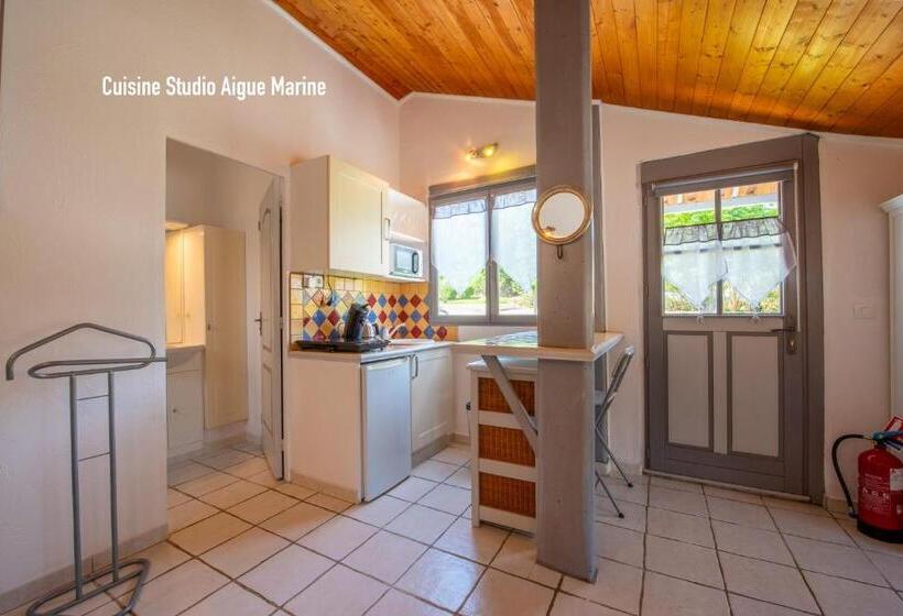 민박 Le Joyau Du Golfe De St Tropez