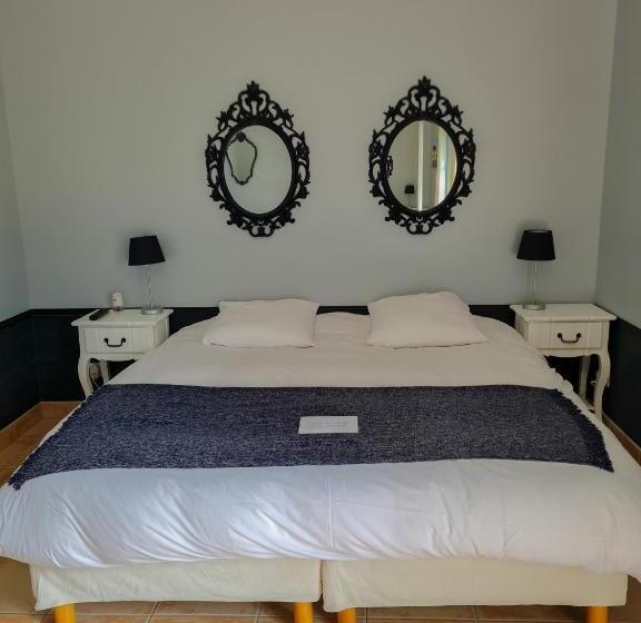 تختخواب و صبحانه Lyon Faubourg   Saint Priest