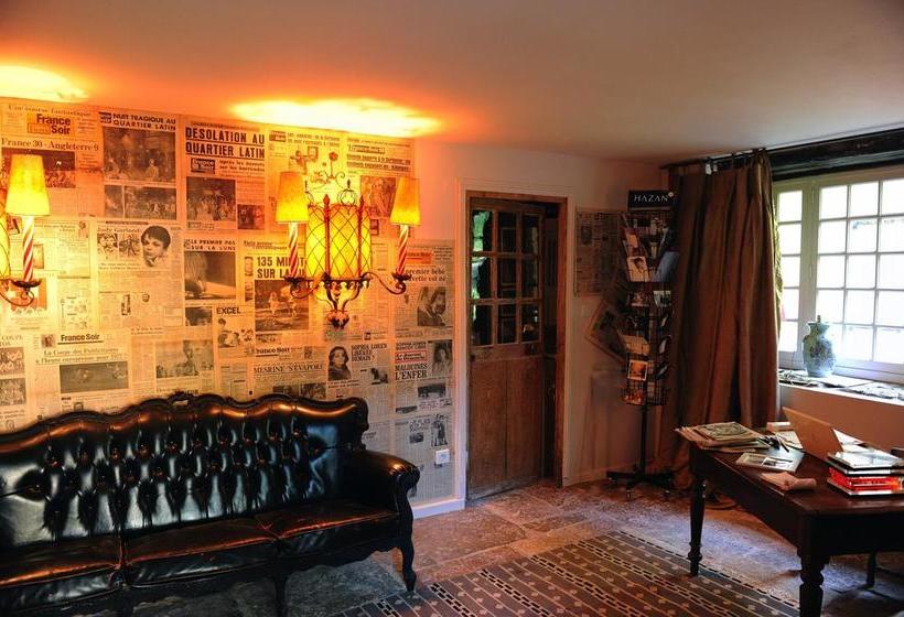 ベッドアンドブレックファースト Maison D'hôtes La Singulière