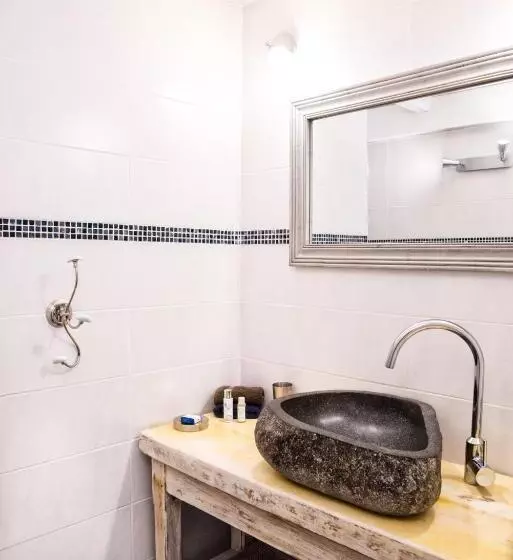 Aamiaismajoitus (B&B) Mas De Bouvet En Camargue