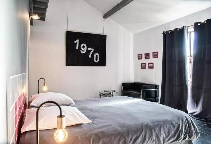 Aamiaismajoitus (B&B) Mas De Bouvet En Camargue