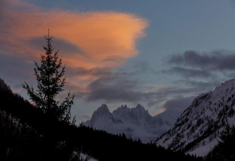 تختخواب و صبحانه The Guest House