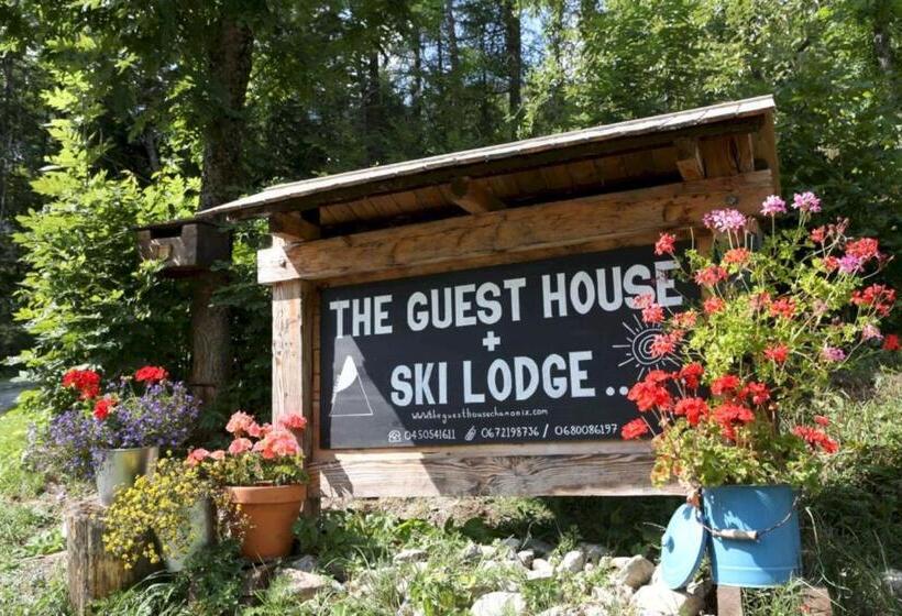 تختخواب و صبحانه The Guest House